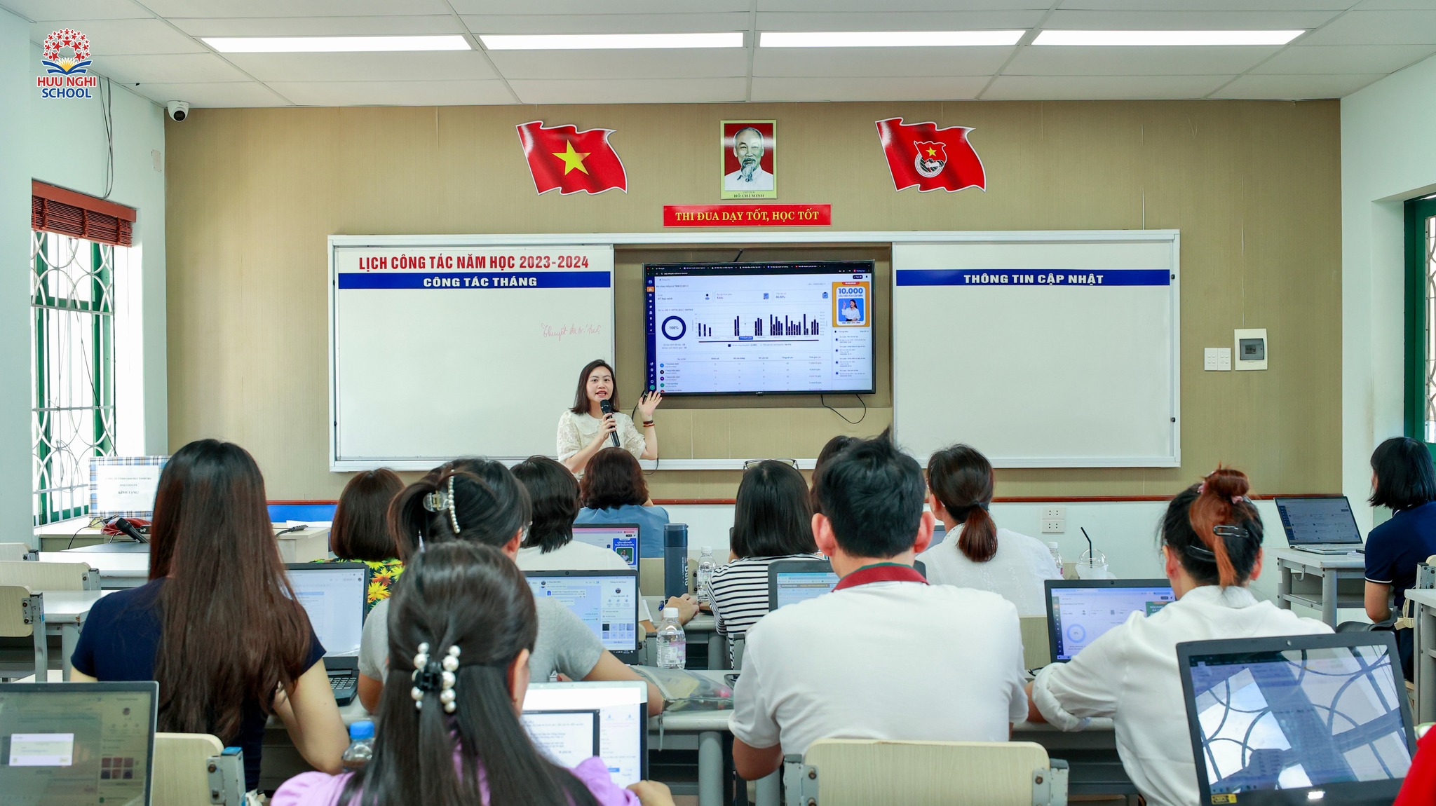 Tập huấn “Ứng dụng công nghệ & AI trong dạy học” 