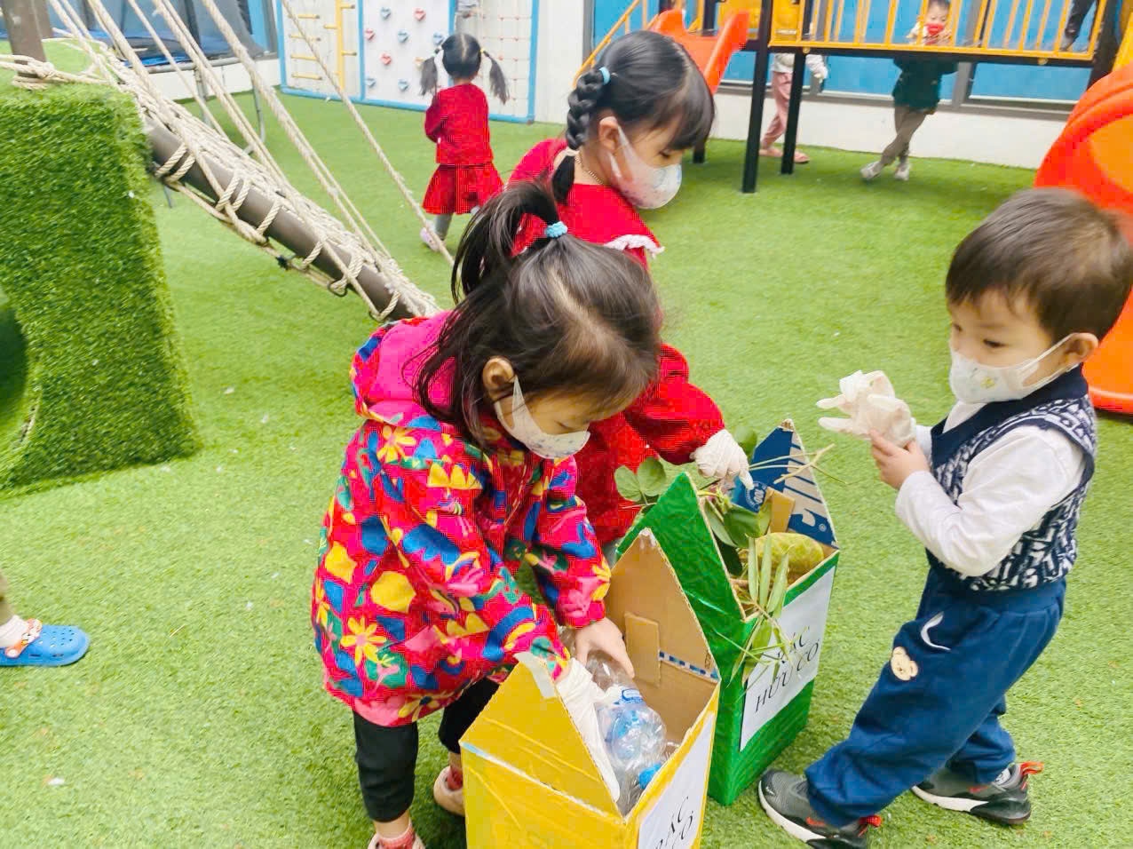 TRƯỜNG MẦM NON HỮU NGHỊ HƯỞNG ỨNG THÁNG TÁI CHẾ